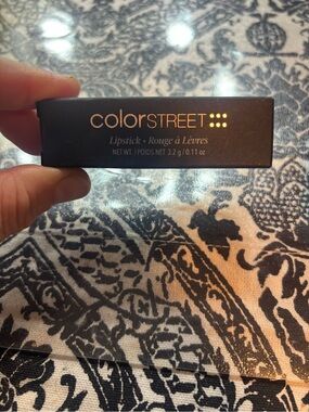 Color Street Lipstick